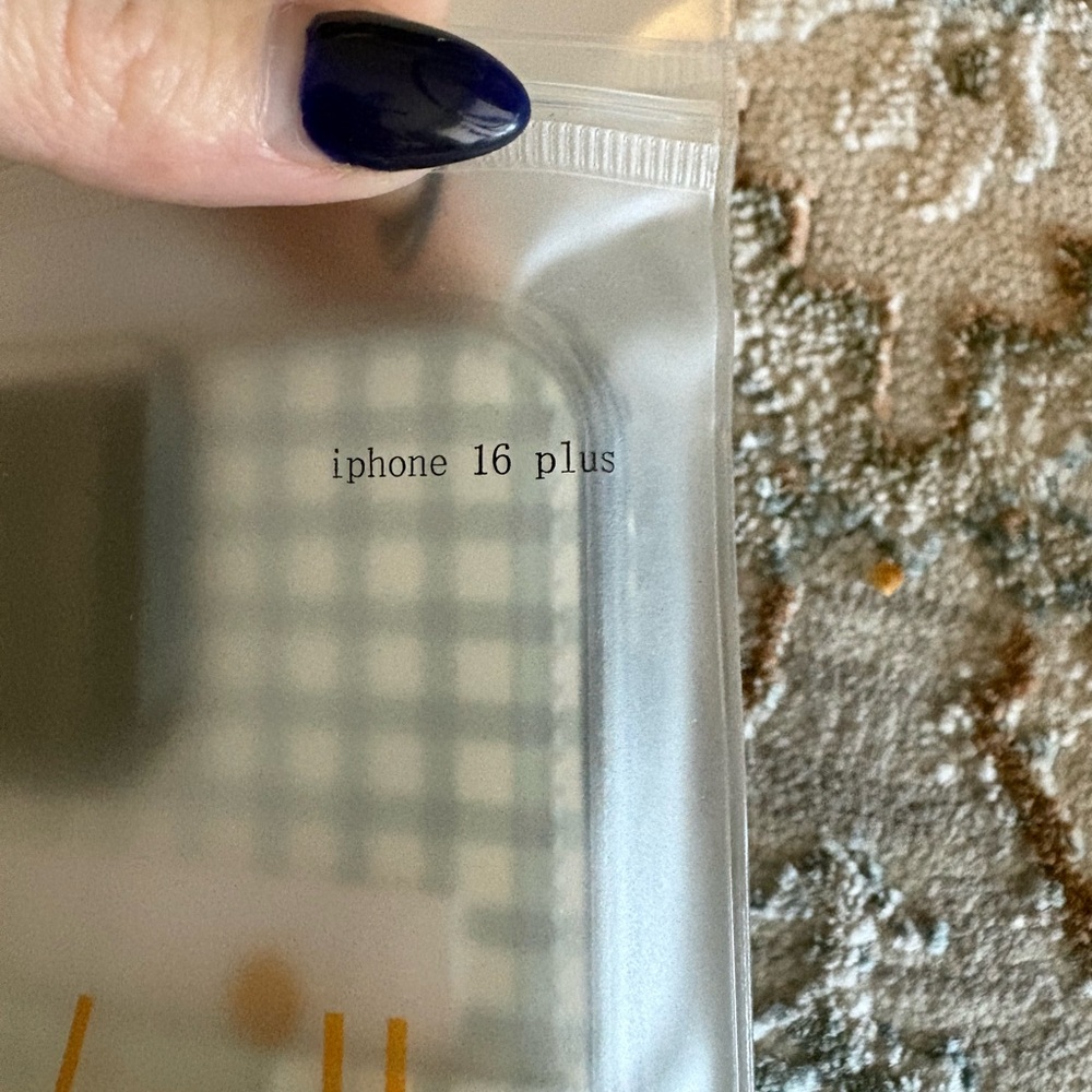 Walli IPhone 16 plus case! - Picture 2 of 7